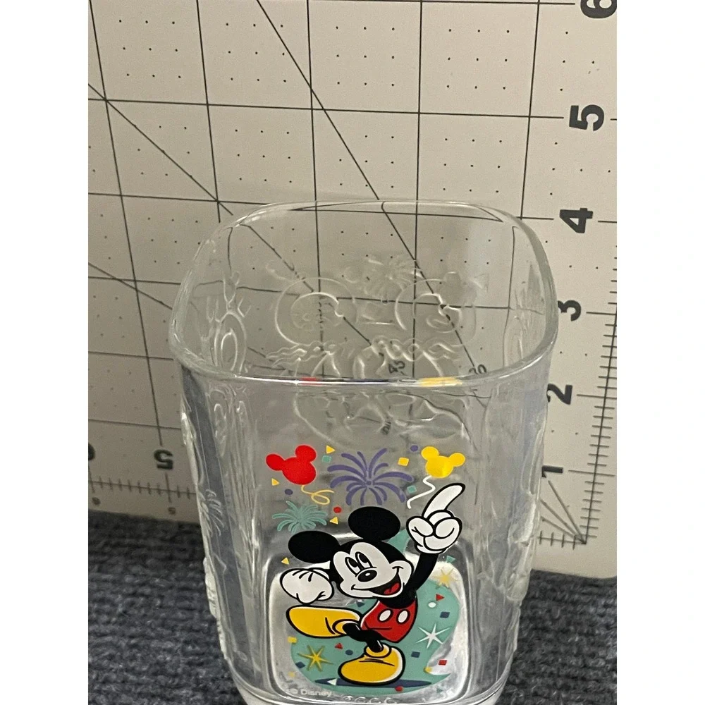 McDonalds Disney World 2000 Celebration Mickey Mouse Glass Magic Kingdom 4.5in